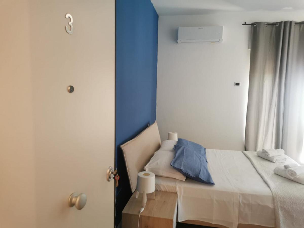 Crispino Bed & Breakfast *
